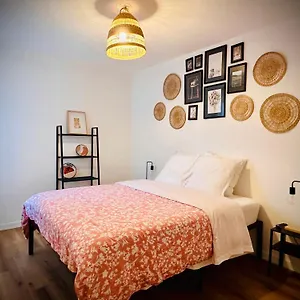 40m2-air Conditioning-elevator-underground Parking-self Checkin! Climatise 40m2-ascenseur-parking Souterrain -arrivee Autonome , Avignon Frankreich